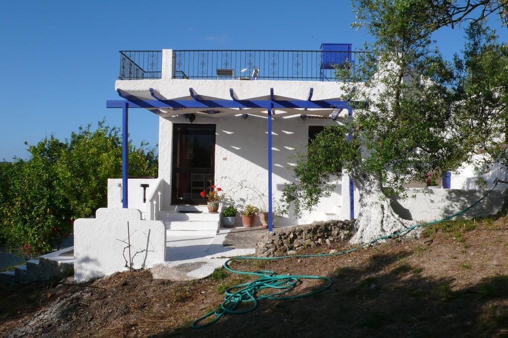 ArménoiStefanos Gardenアパートメント 部屋 写真